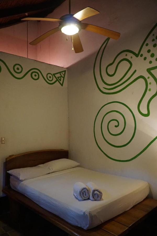 Cueva Nica Hotel Granada Buitenkant foto