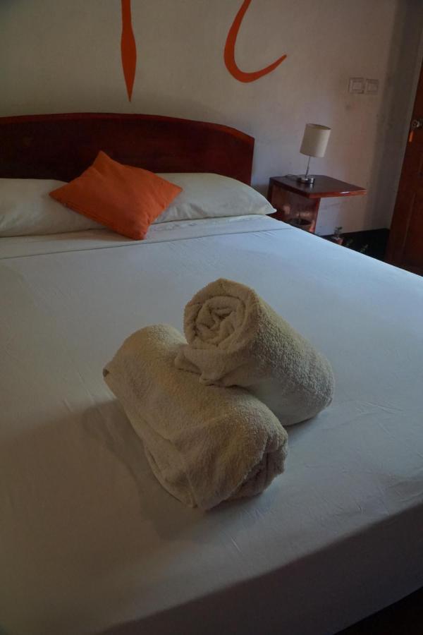 Cueva Nica Hotel Granada Buitenkant foto